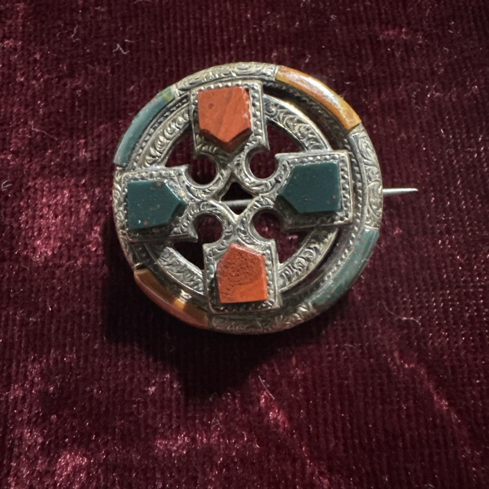 Victorian Scottish Sterling Silver Agate Celtic Maltese Cross Pendant Brooch Pin